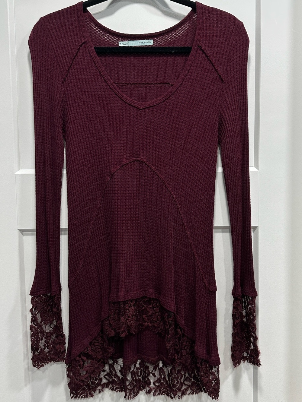 Lace-Hem Long Sleeve Waffle Knit Top - Size Medium